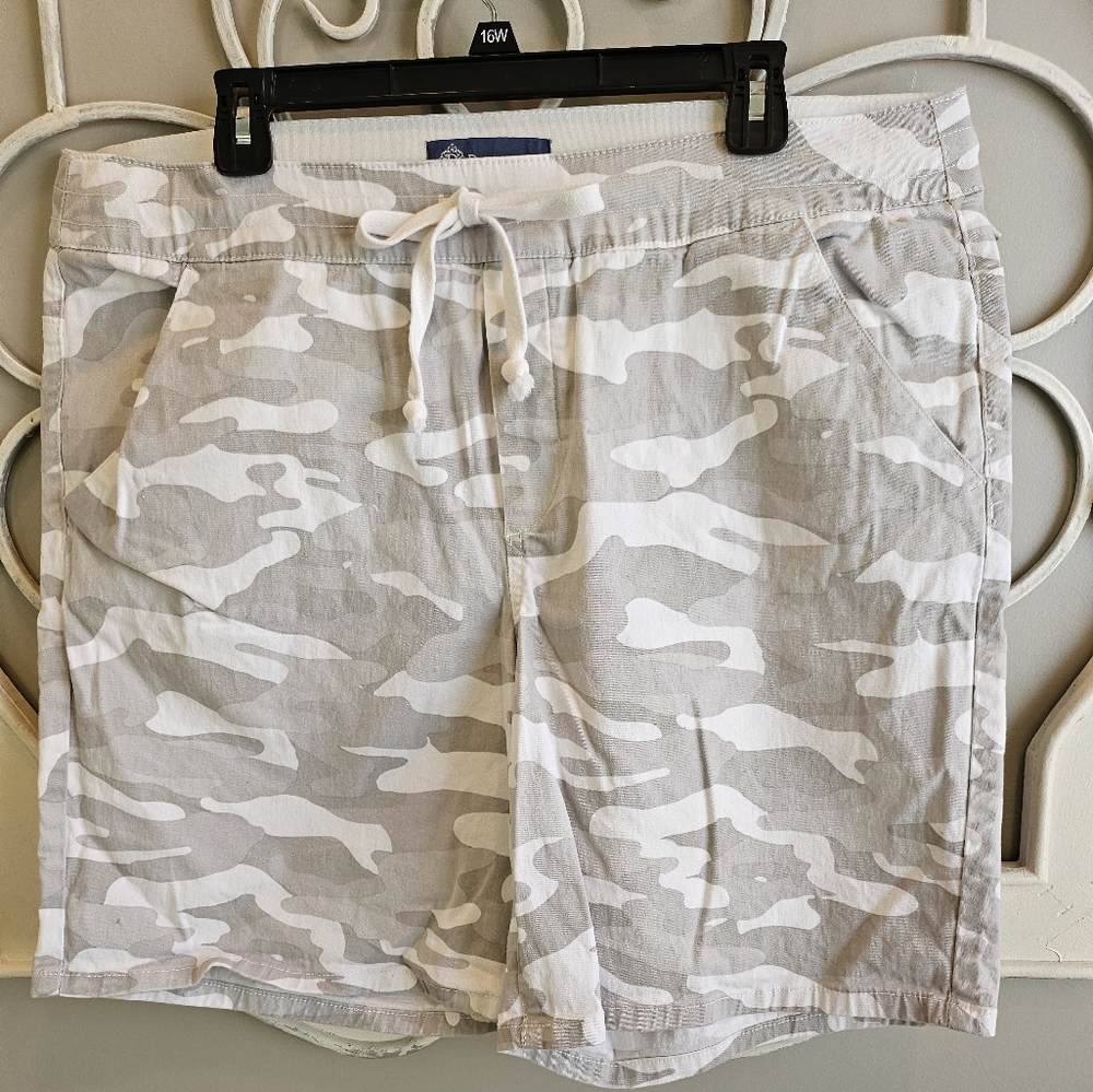 Camouflage Shorts - Gray euc (Z42)